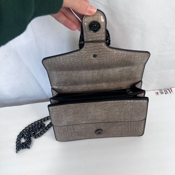 Faux Crocodile Horseshoe Front Buckle--Metal Sirens Chain Crossbody Strap Purse - Picture 6 of 11